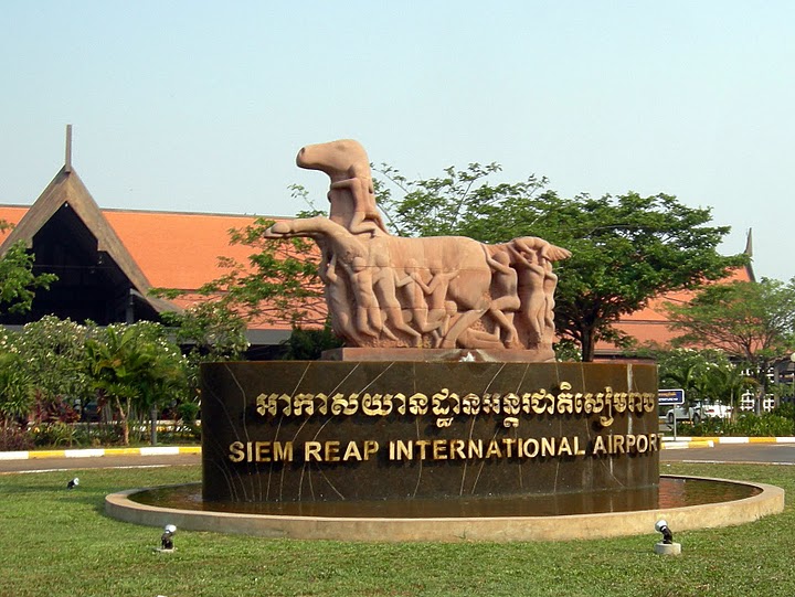 1219381132_N7UHay0q_CAMBODIA__Siem_Reap_Airport_2