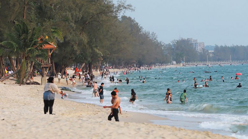 topic-2.-tourist-at-preah-sihanouk-on-march-2023-by-hong-menea-2