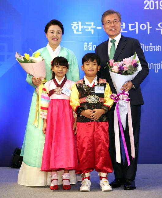 1화동기념촬영