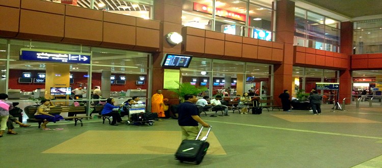 프놈펜 공항